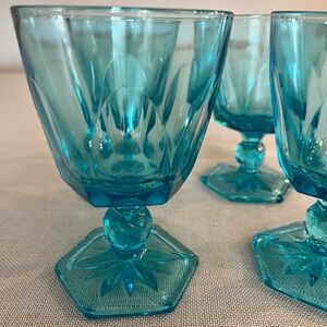 Vintage Atlas Capri Colonial Blue Goblets– Set of 4. Shines green under UV light